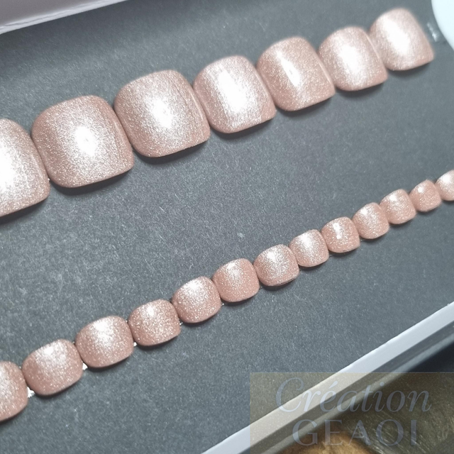 Cristal Noisette little pieds