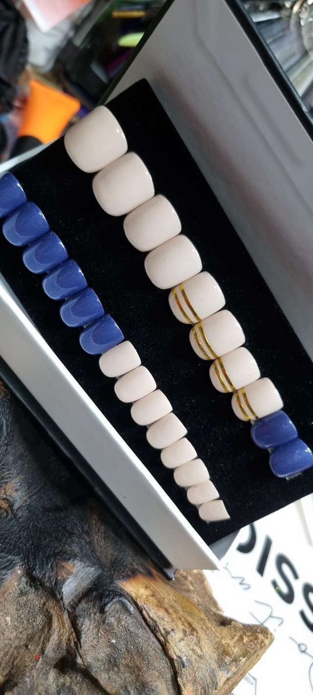 BEAUTY BLUE CARRÉ XS 