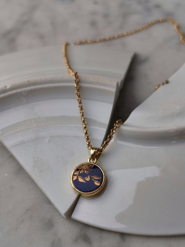 Collier simple rond - porcelaine et laiton - porcelaine de Limoges