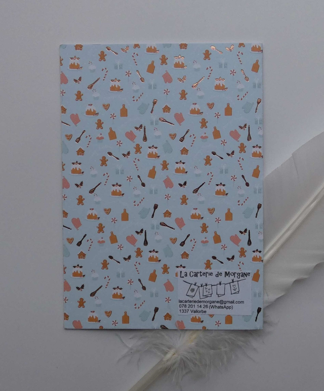 Une boule de Noël bleue