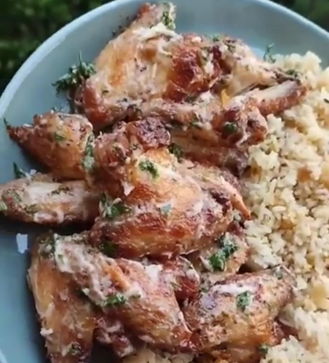 Aile de poulet + attieke