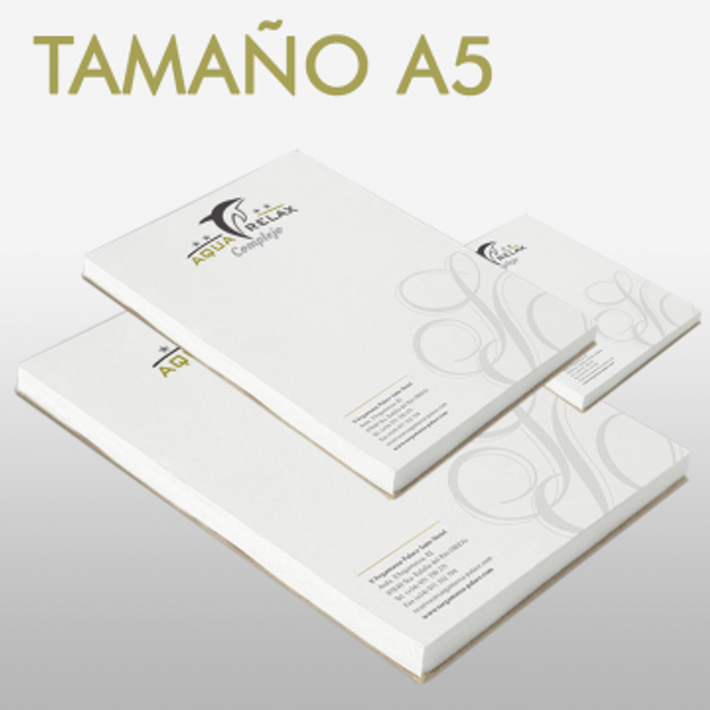 Blocs de notas encolados, tamaño A5 impresos todo color una cara, papel 100 gsm 25 hojas.