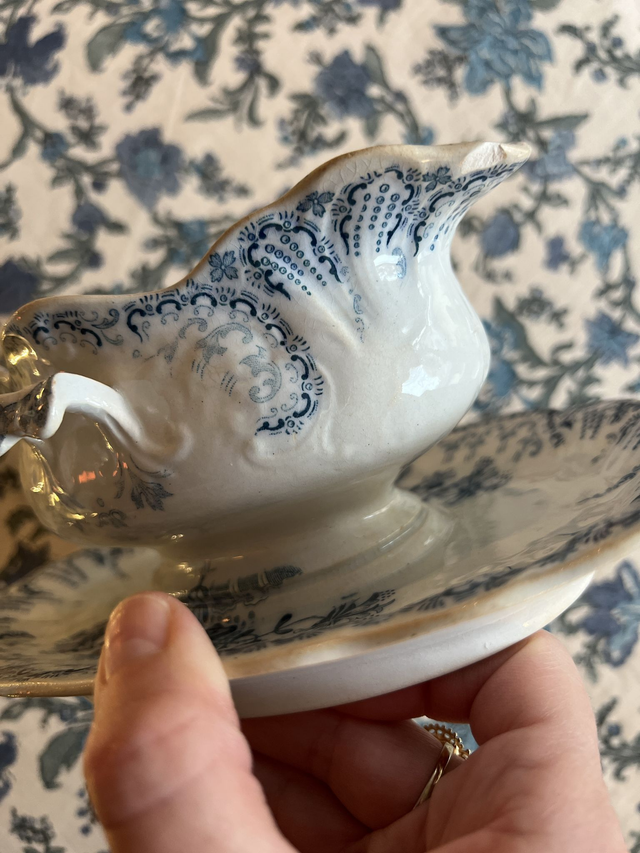 REGENCE - Saucière sur dormant signée St Amand & Hamage Nord - Terre de Fer