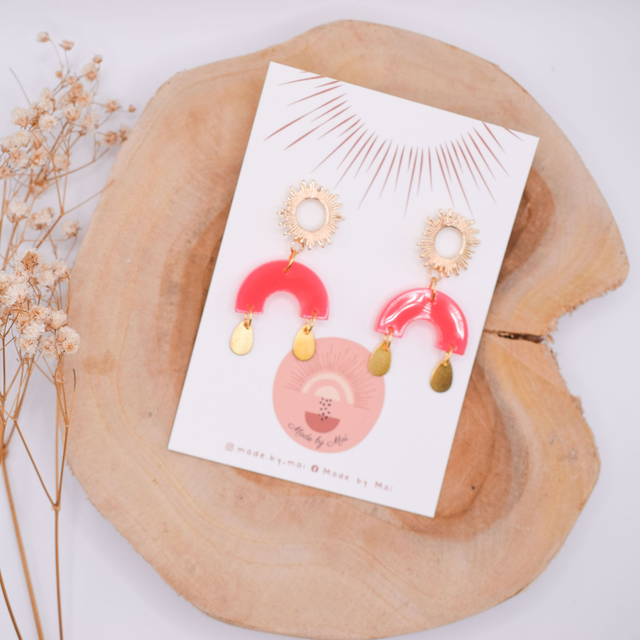 Boucles d'oreilles roses en résine