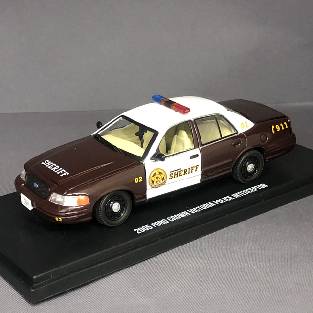 Ford Crown Victoria Police Interceptor Greenlight 1:43
