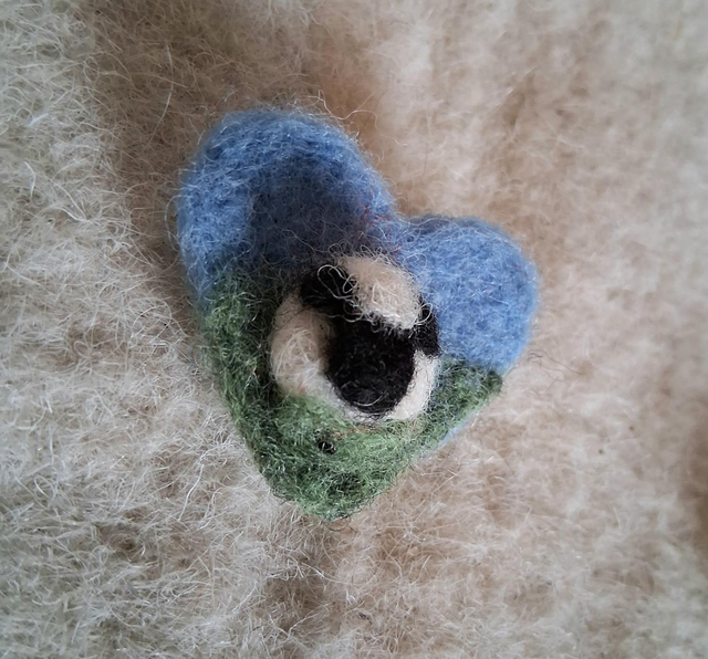 Needle Felt Heart Shaped Brooches