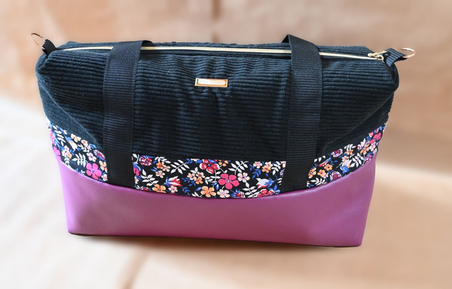 🌸 Tandem VOYAGE & VANITY ✨Duo idéal pour vos escapades ! 🧳✨