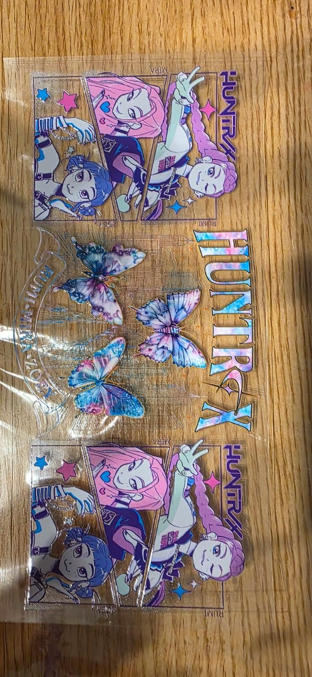 Huntr X (1)