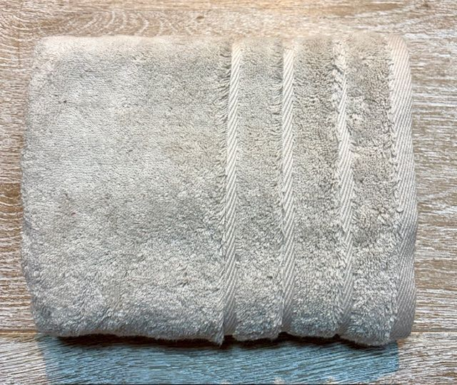 TOALLA DUCHA ALGODON PEINADO TOPO 95X140