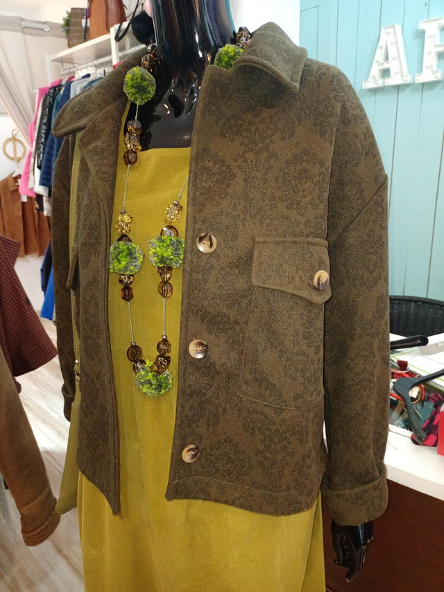 Chaqueta paño corta estampada