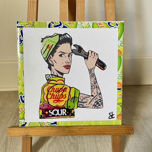 Tableau pin up 20x20 cm réalisé en canettes recyclées 