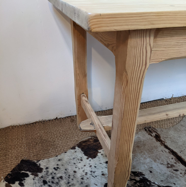 Table de ferme en sapin