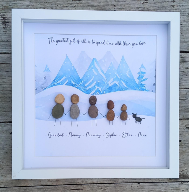 Snow scene personalised family pebble picture 
