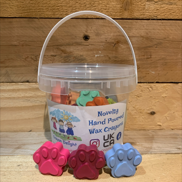 Paw Print Wax Crayon Bucket 
