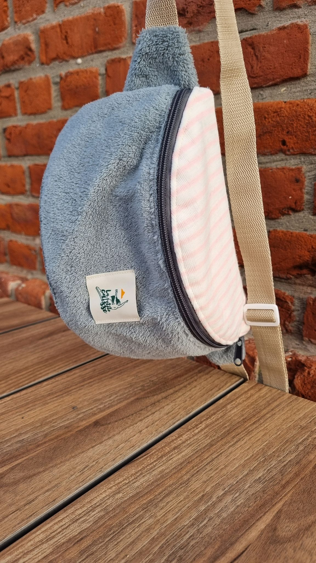 ❄️ Banane grise rayures roses toute douce