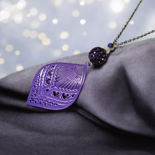 Collier acier inoxydable et cristal violet