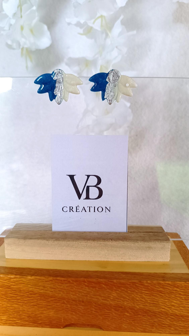  feuilles bleues argent et blanc nacré 