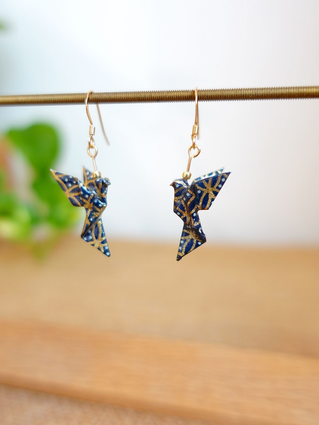 Origami Colombe, oiseau / GOLD FILLED, Or laminé / Boucles d'oreilles / Papier japonais washi / Bleu gris, or / Bijou japonais origami /