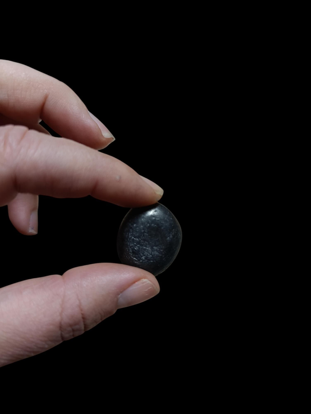 Pierre roulée Shungite de Russie