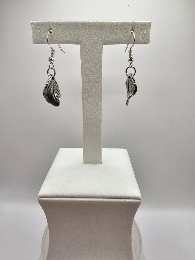 Leaf Earrings.