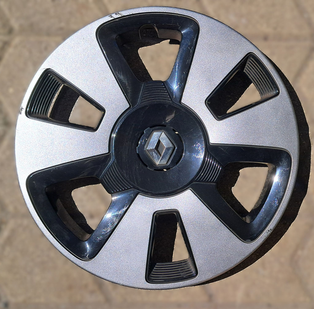 Enjoliveur Twingo III Z.E 15p Gris/Noir Occasion 