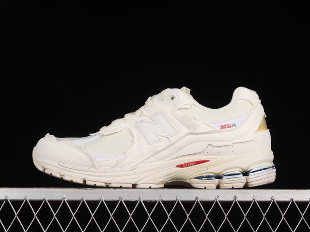 New Balance 2002r 