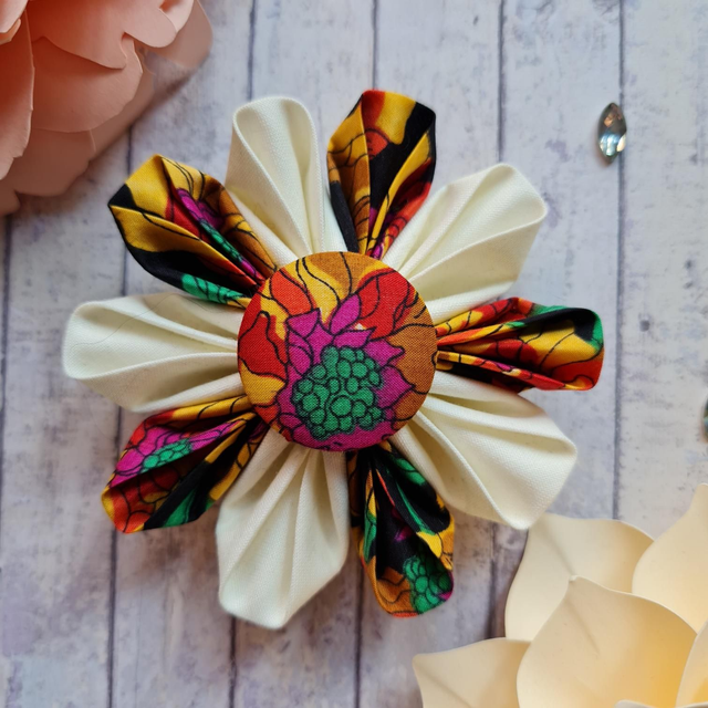 Liberty Flower Brooch - Amelia