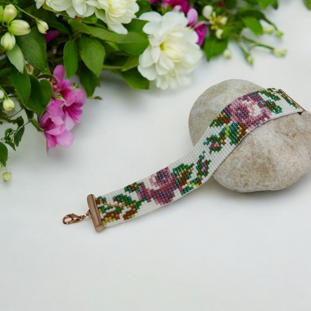 Bracelet fleuri