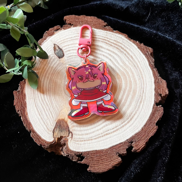 Llavero Sonic // Amy - acrílico holográfico arcoiris 