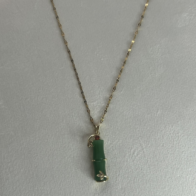 Collier China