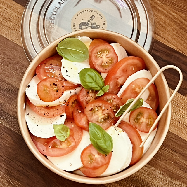 Side Salad- Mozzarella &amp; fresh tomatoes 