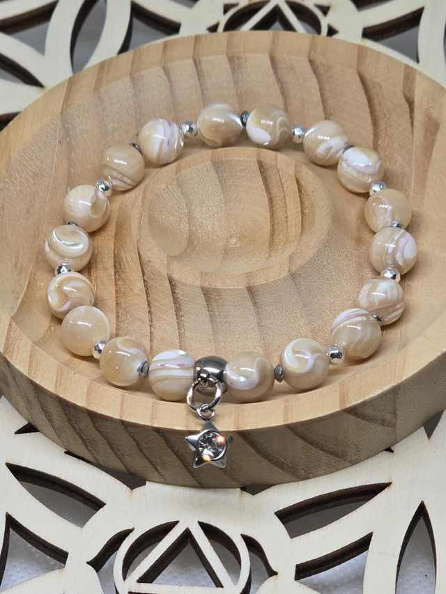 Bracelet Nacre doré 0,8 cm 