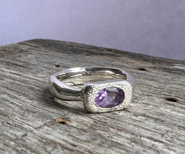 Square Ring with Amethyst 