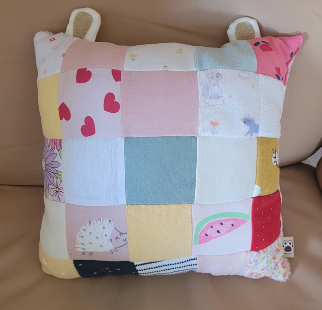 Coussin souvenir personnalisé petits carrés