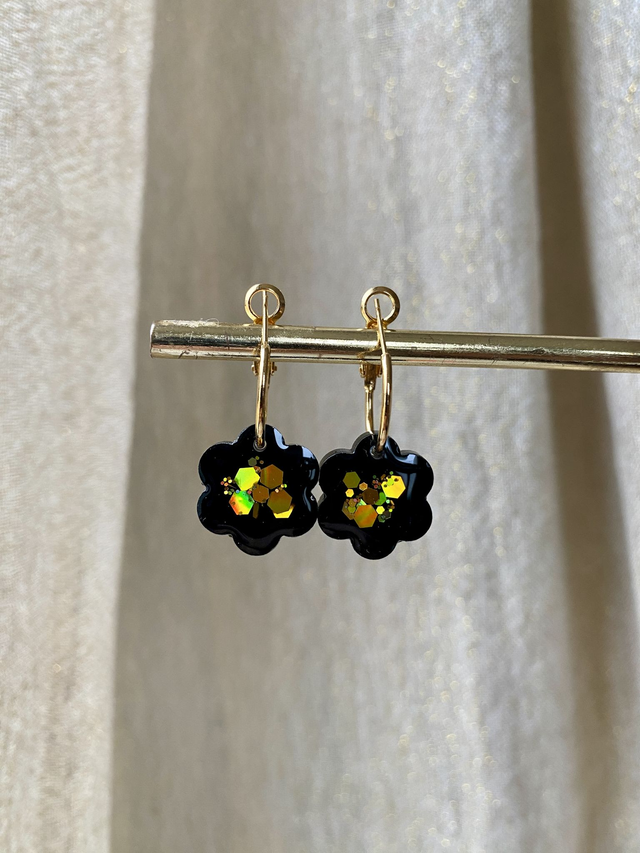 Créoles fleurs pleines - noir et chunky or