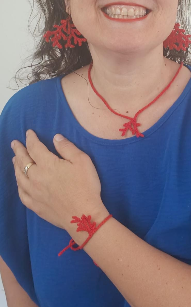 Bijoux corail (collier, bijou de pieds)