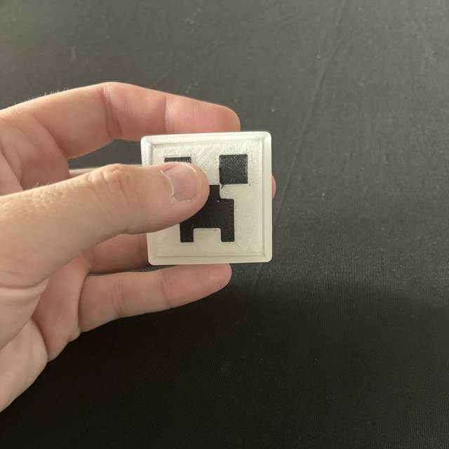 Black face clicker (Minecraft inspired) 