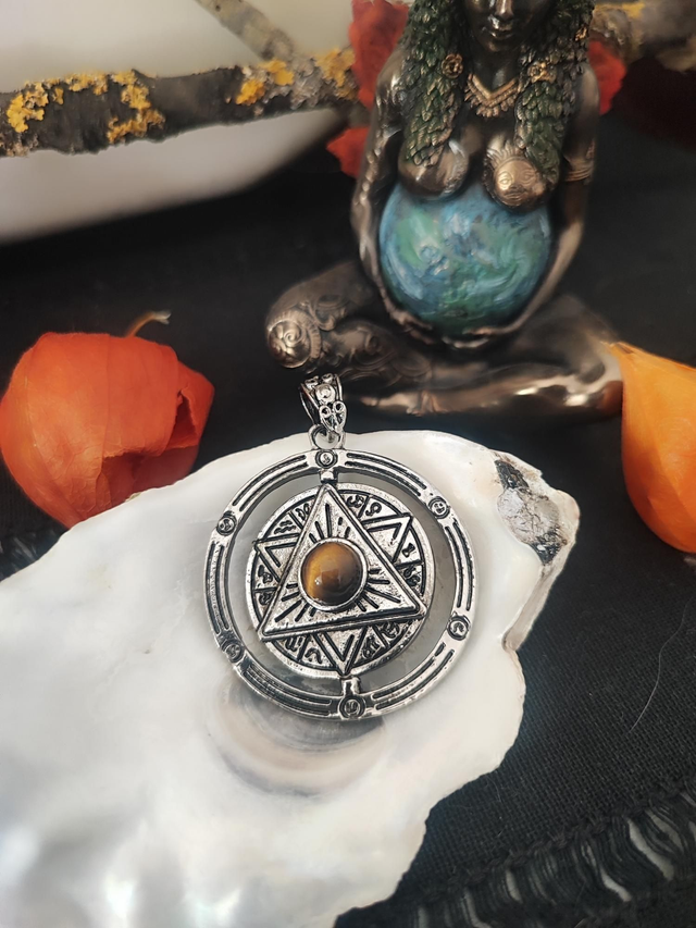 Pendentif Harry Potter  oeil de tigre 