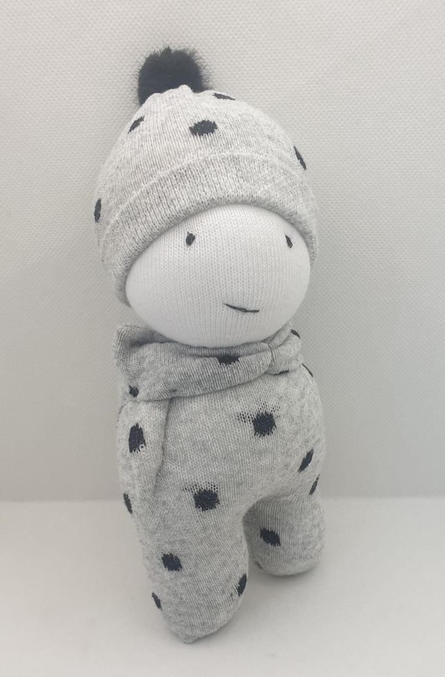 Doudou-chaussette gris et pois noirs