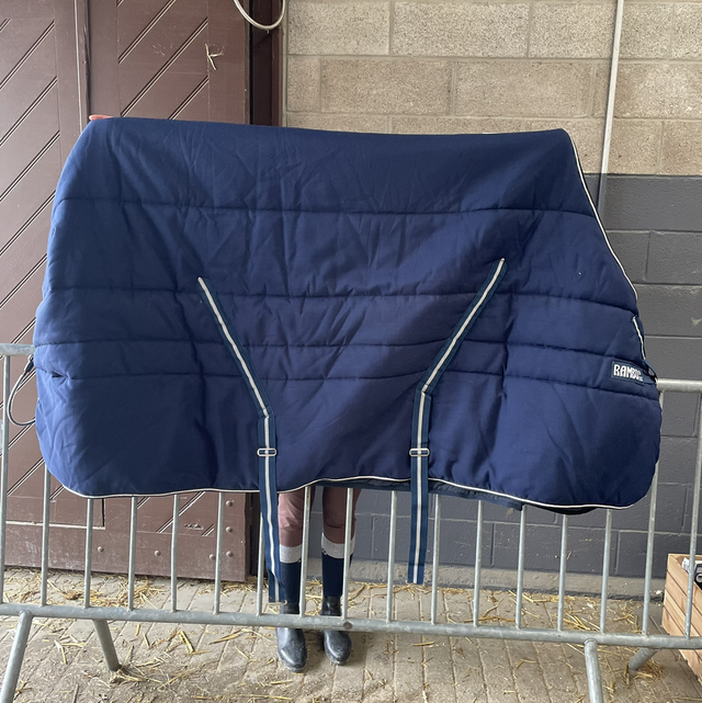 Couverture Rambo stable rug 400g 