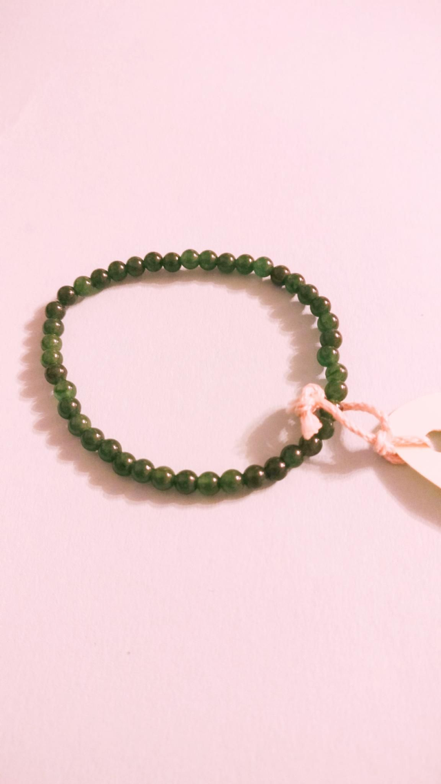 Vihreä jade 4mm 