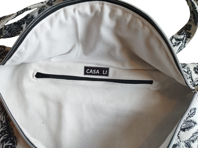 Sac banane en tissu jacquard blanc motifs noirs