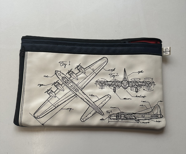Pouches - Two Compartments -Bomber Schematic 