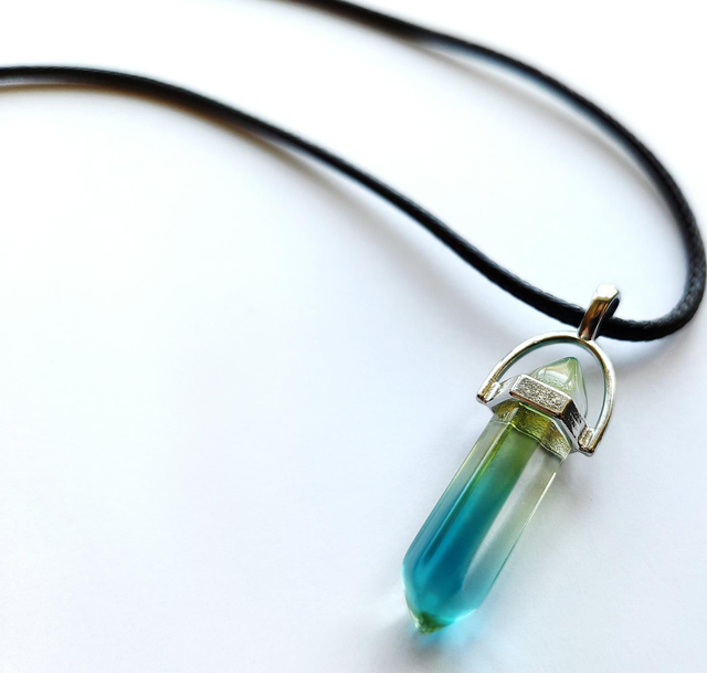 Faux Crystal Necklace (blue/yellow) 49cm 