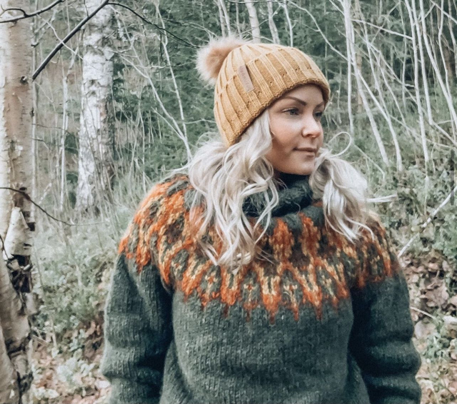 Tusseladd Polar Sweater Kit - Col 05 (Cypress Green Heather) - Wool & Pattern - Linka Neumann