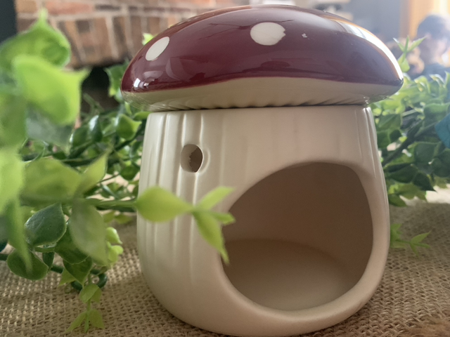 Toadstool Oil Burner 🍄✨