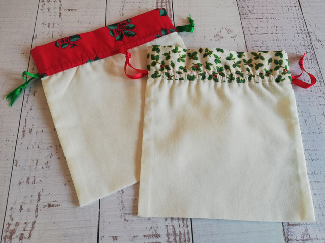 Reusable Eco-friendly Gift Bags - Medium Wide Festive