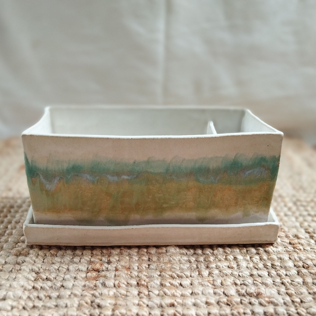 Rangement pour produits de vaisselle avec soucoupe, argile blanc, émail blanc, turquoise et vert