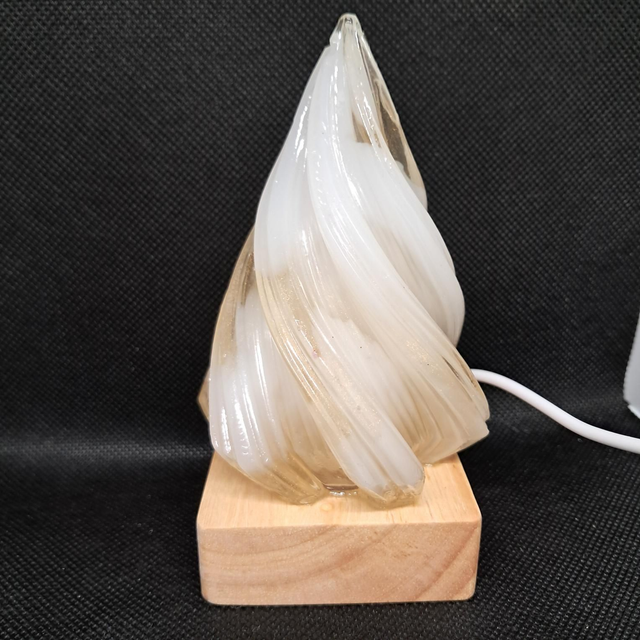 'Cream Swirl Tree' LED light