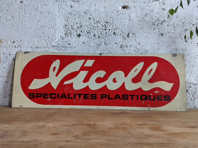 Plaque publicitaire en métal « Nicoll »